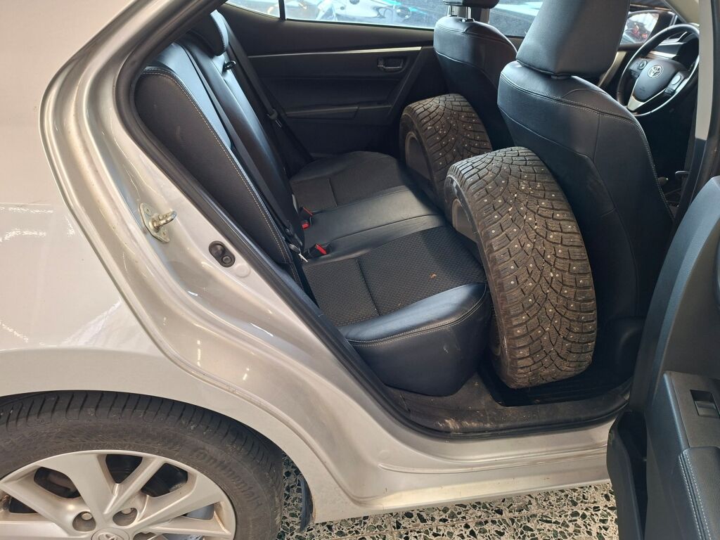 Toyota Corolla 2014 Hopea