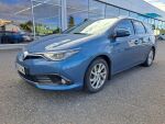 Toyota Auris 2015 Sininen