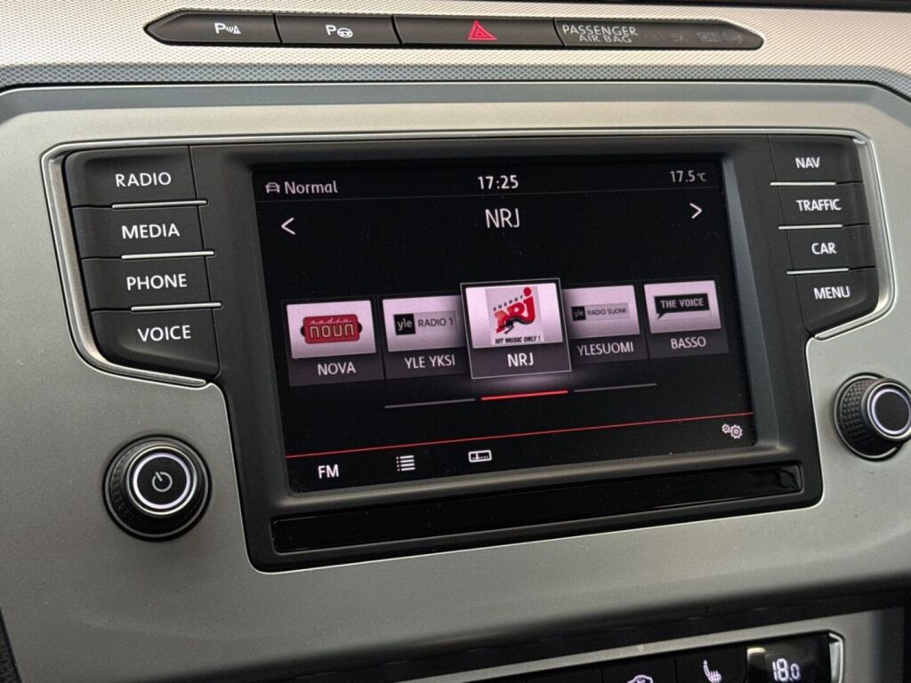 Volkswagen Passat 2015 Hopea