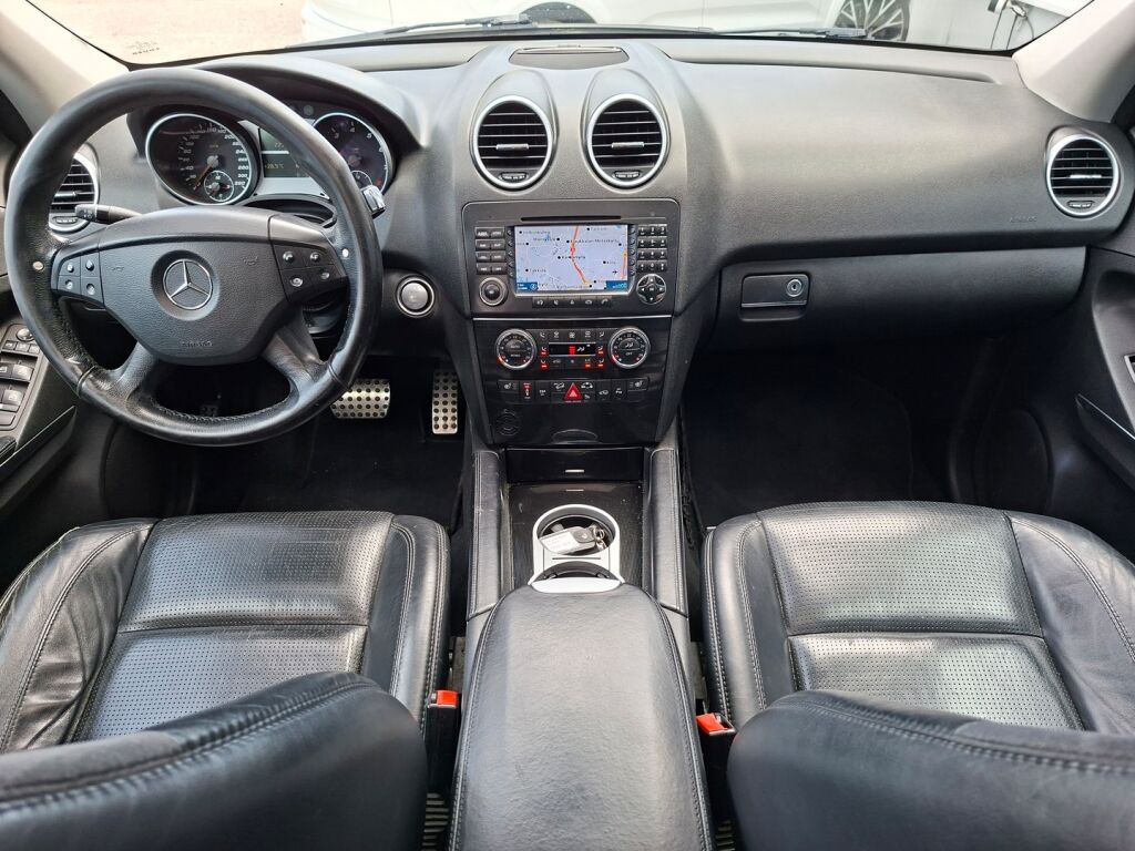 Mercedes-Benz ML 63 AMG 2007 Hopea