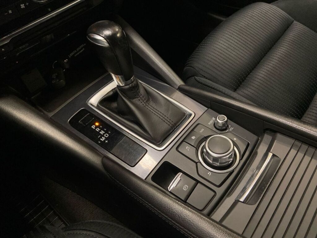 Mazda Mazda6 2015 Harmaa