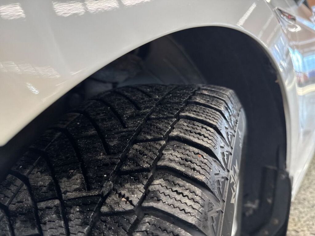 Volkswagen Passat 2016 Valkoinen