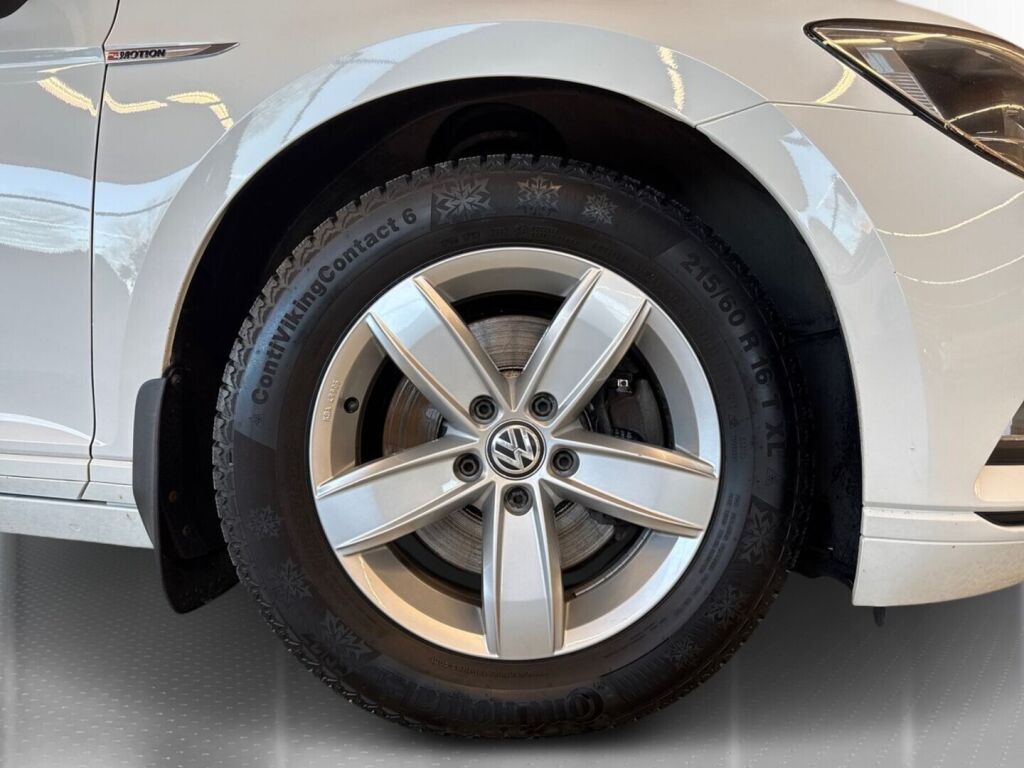 Volkswagen Passat 2016 Valkoinen