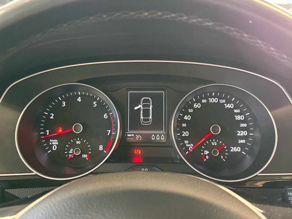 Volkswagen Passat 2015 Harmaa