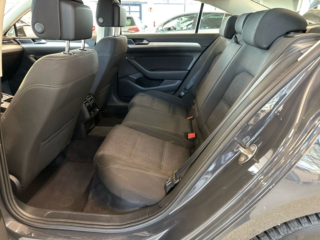 Volkswagen Passat 2015 Harmaa