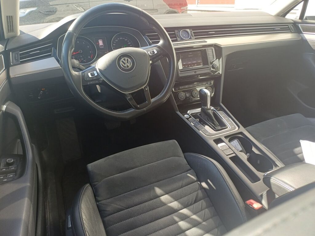 Volkswagen Passat 2016 Valkoinen