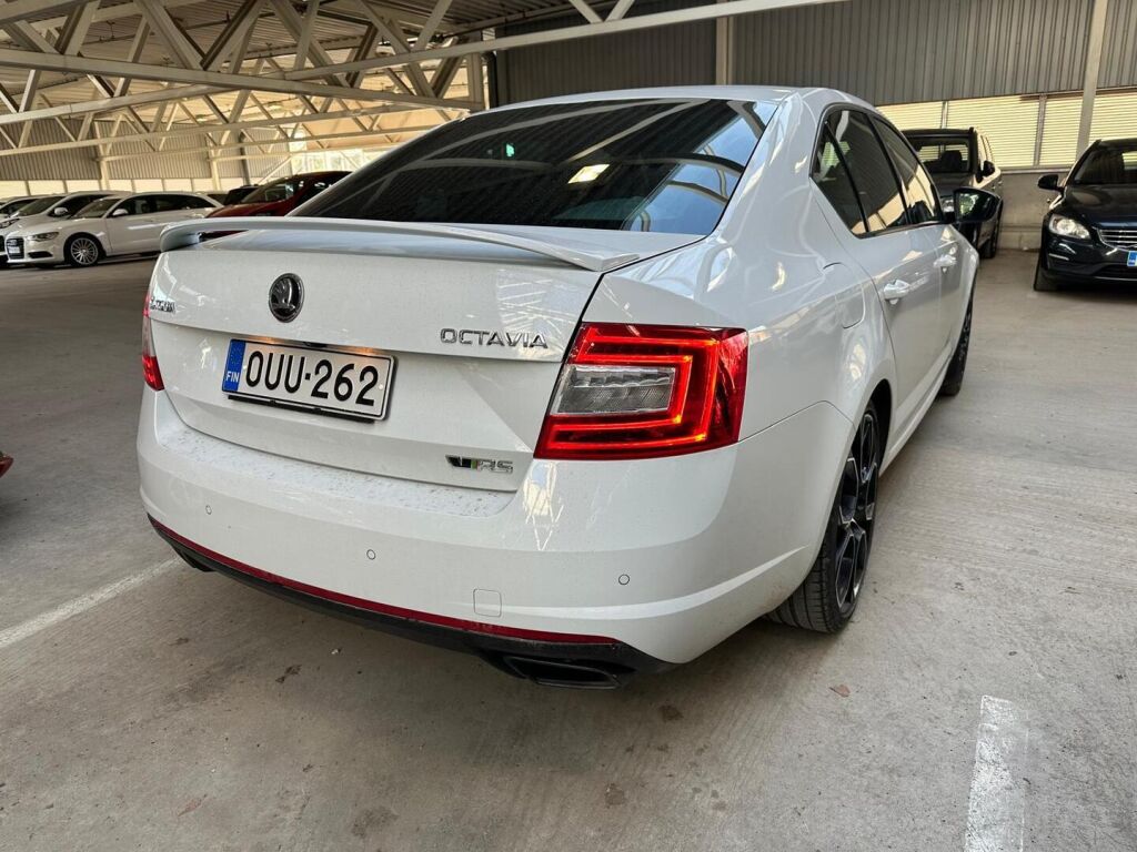 Skoda Octavia 2015 Valkoinen