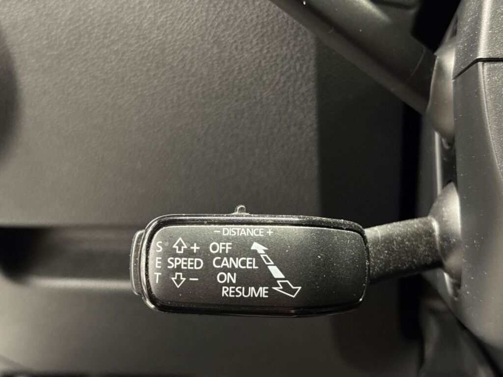 Skoda Octavia 2015 Valkoinen