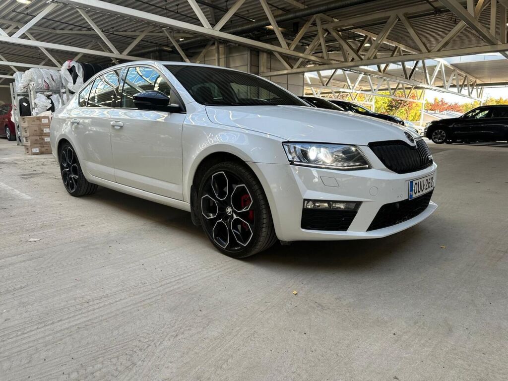 Skoda Octavia 2015 Valkoinen