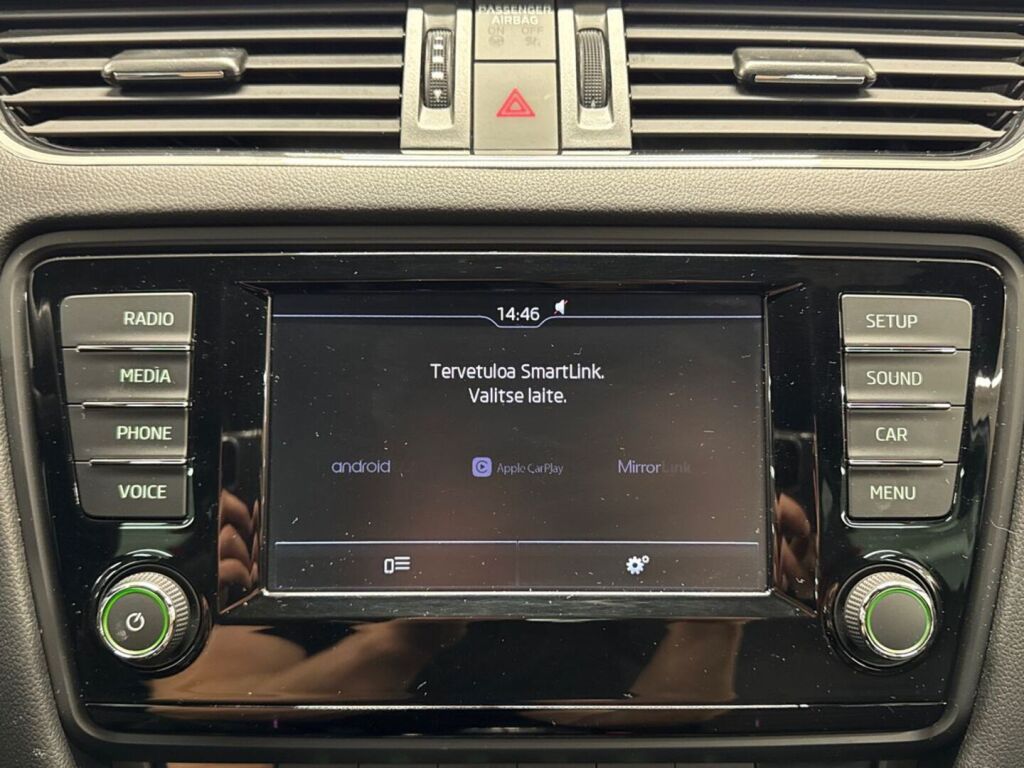 Skoda Octavia 2015 Valkoinen