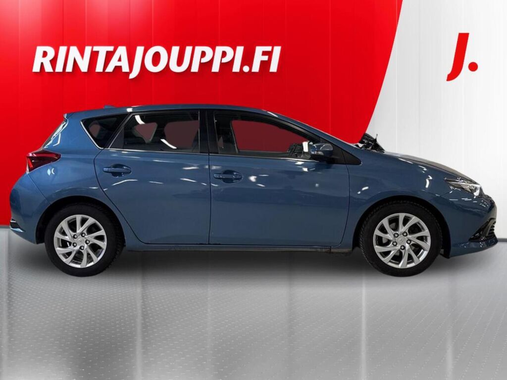 Toyota Auris 2015 Sininen