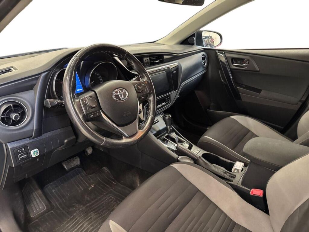 Toyota Auris 2015 Sininen