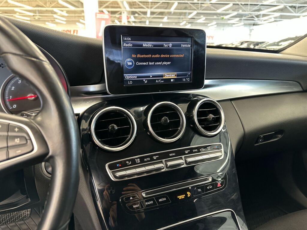 Mercedes-Benz C 2015 Musta