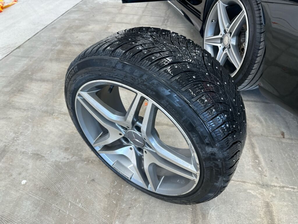 Mercedes-Benz C 2015 Musta