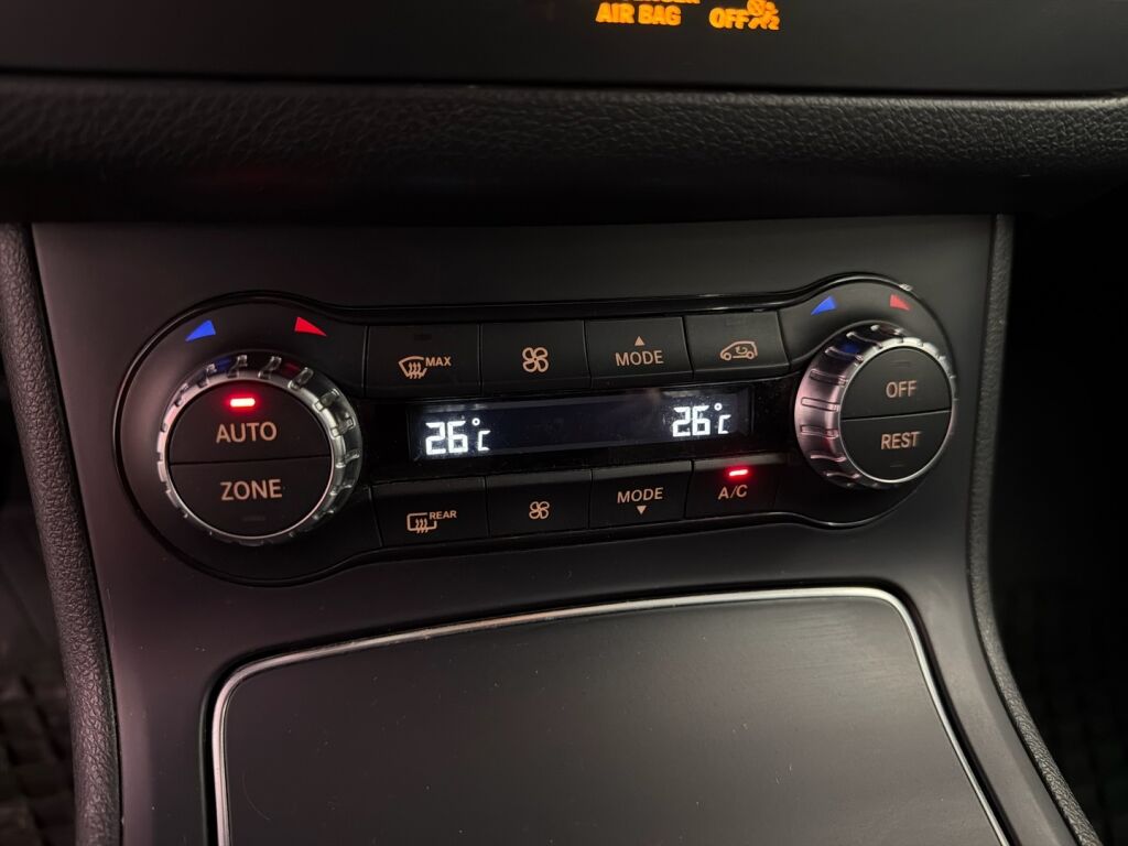 Mercedes-Benz B 2015 Valkoinen