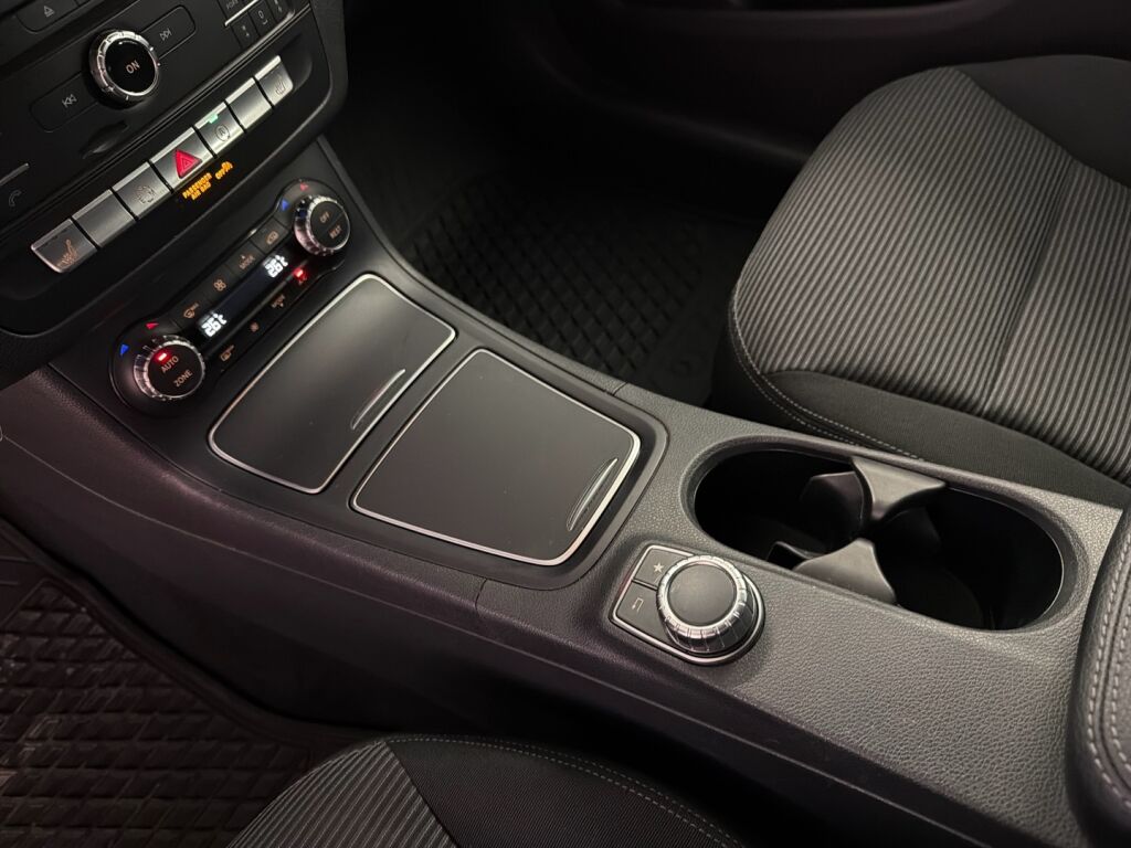 Mercedes-Benz B 2015 Valkoinen