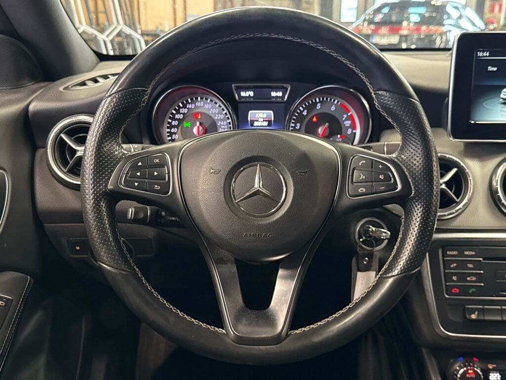 Mercedes-Benz CLA 2016 Harmaa