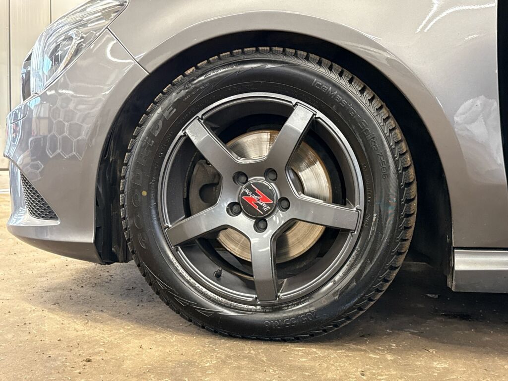 Mercedes-Benz CLA 2016 Harmaa