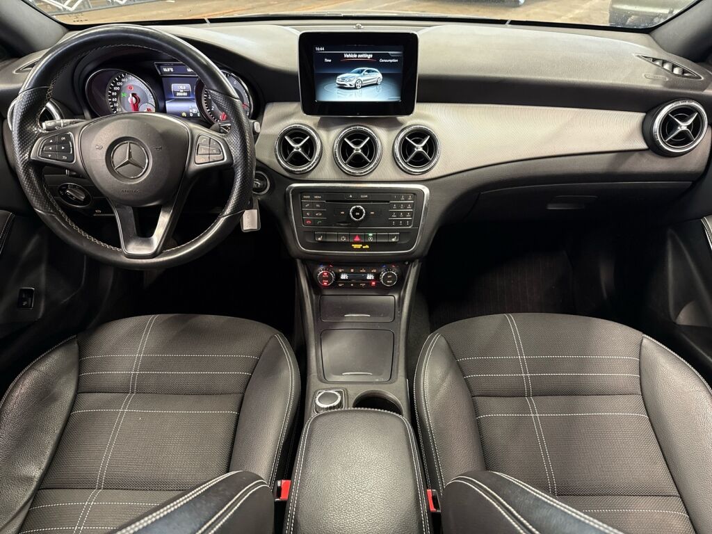 Mercedes-Benz CLA 2016 Harmaa