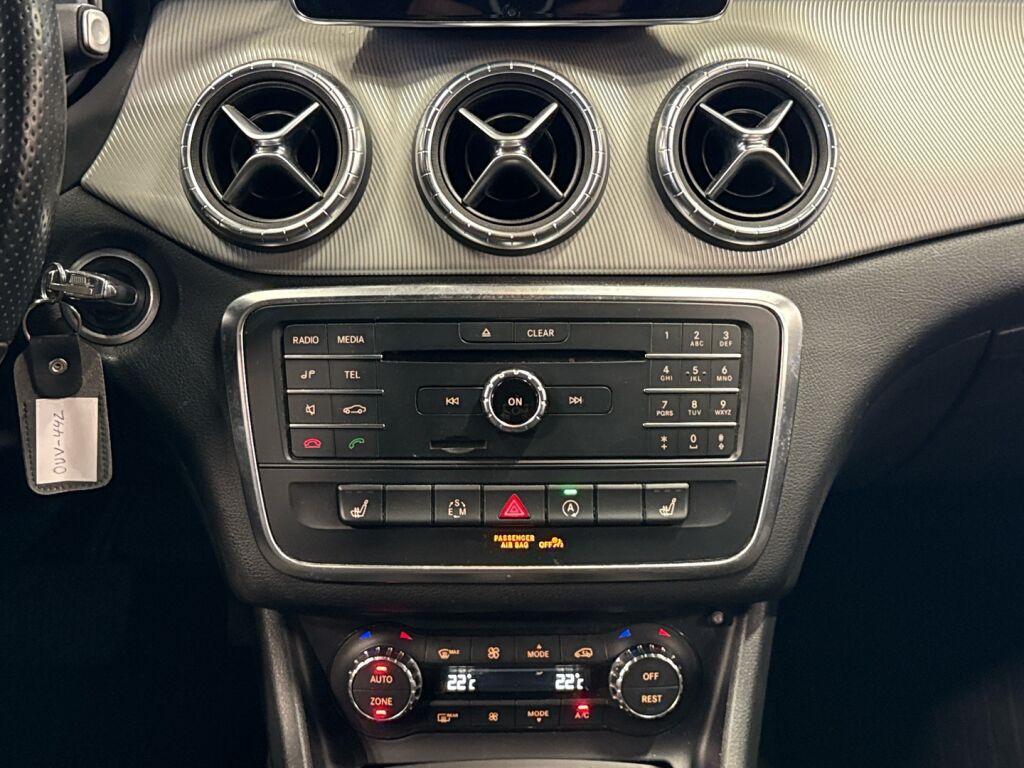 Mercedes-Benz CLA 2016 Harmaa