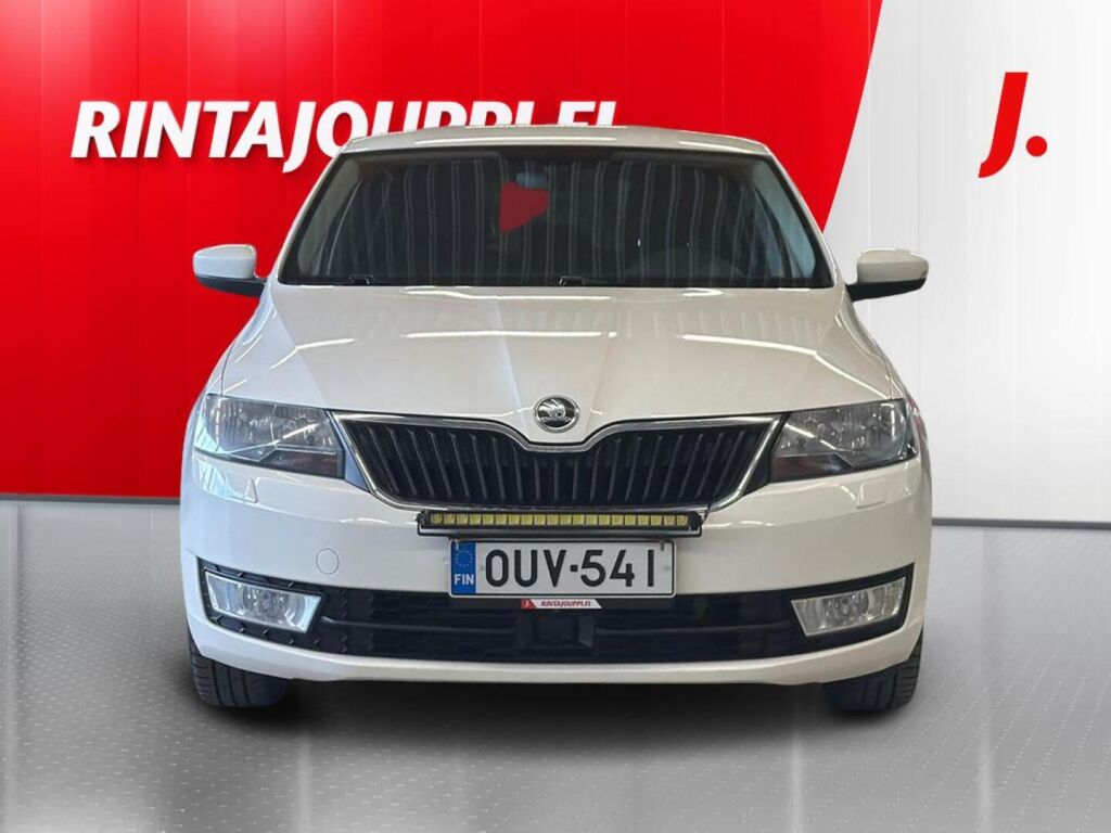 Skoda Rapid 2016 Valkoinen