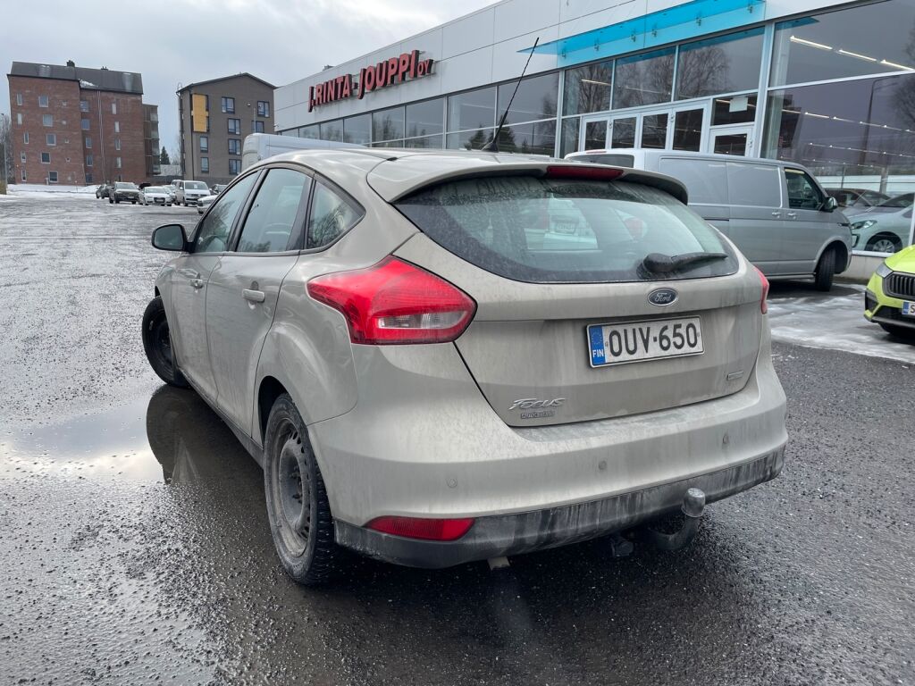 Ford Focus 2015 Harmaa