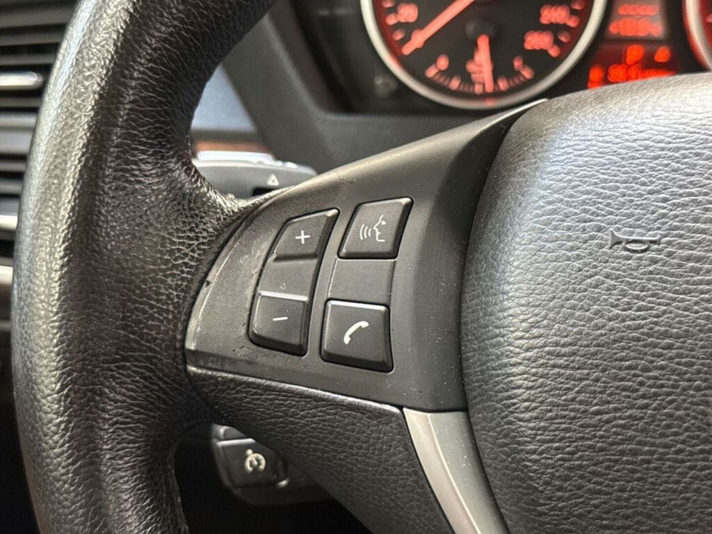 BMW X5 2008 Ruskea (beige)