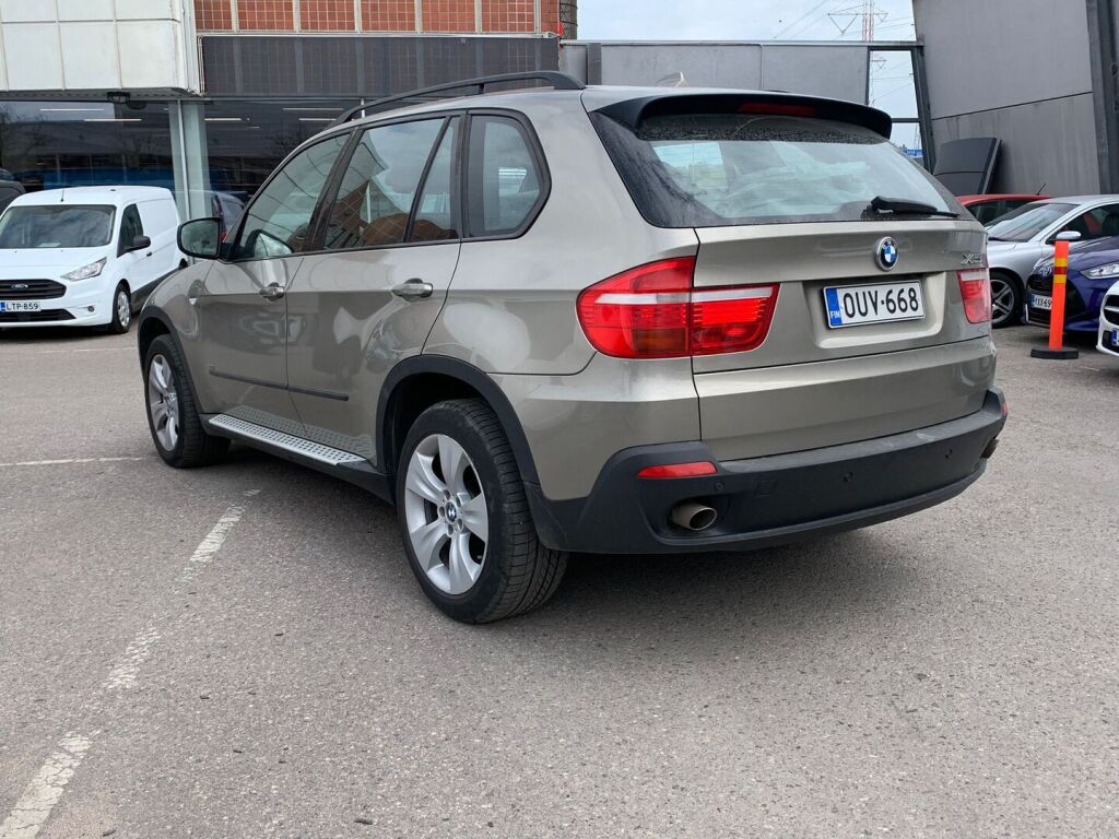 BMW X5 2008 Ruskea (beige)