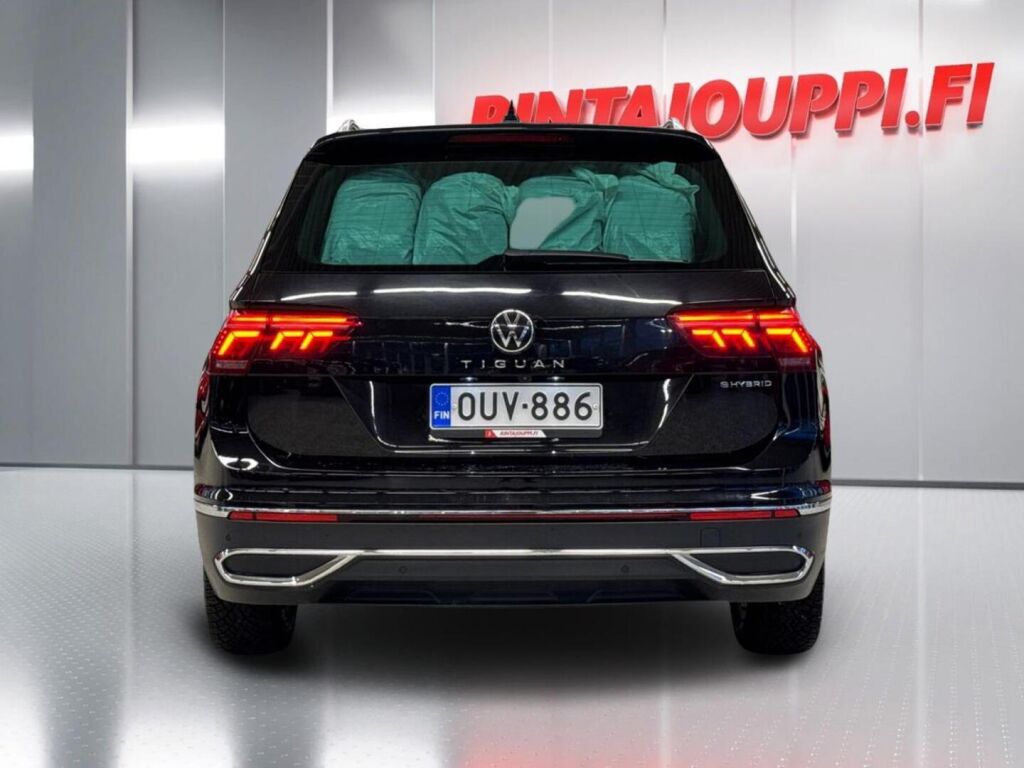 Volkswagen Tiguan 2022 Musta