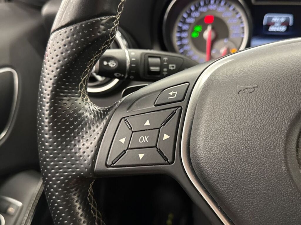 Mercedes-Benz GLA 2015 Harmaa