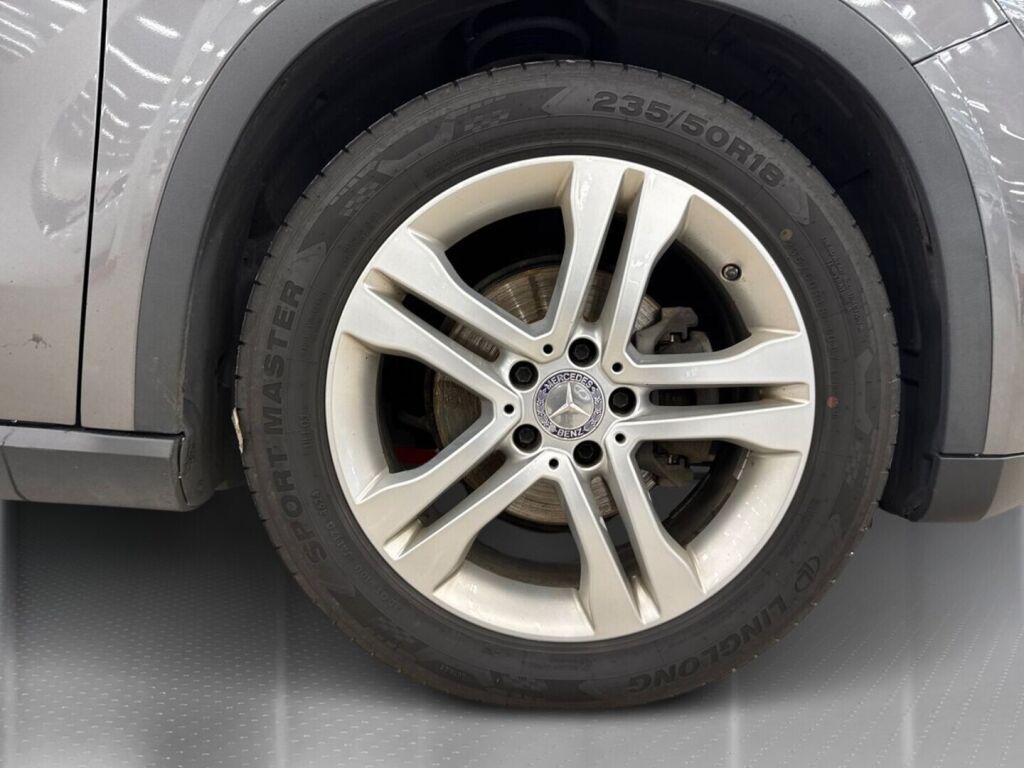 Mercedes-Benz GLA 2015 Harmaa