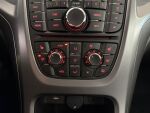Opel Astra 2015 Valkoinen