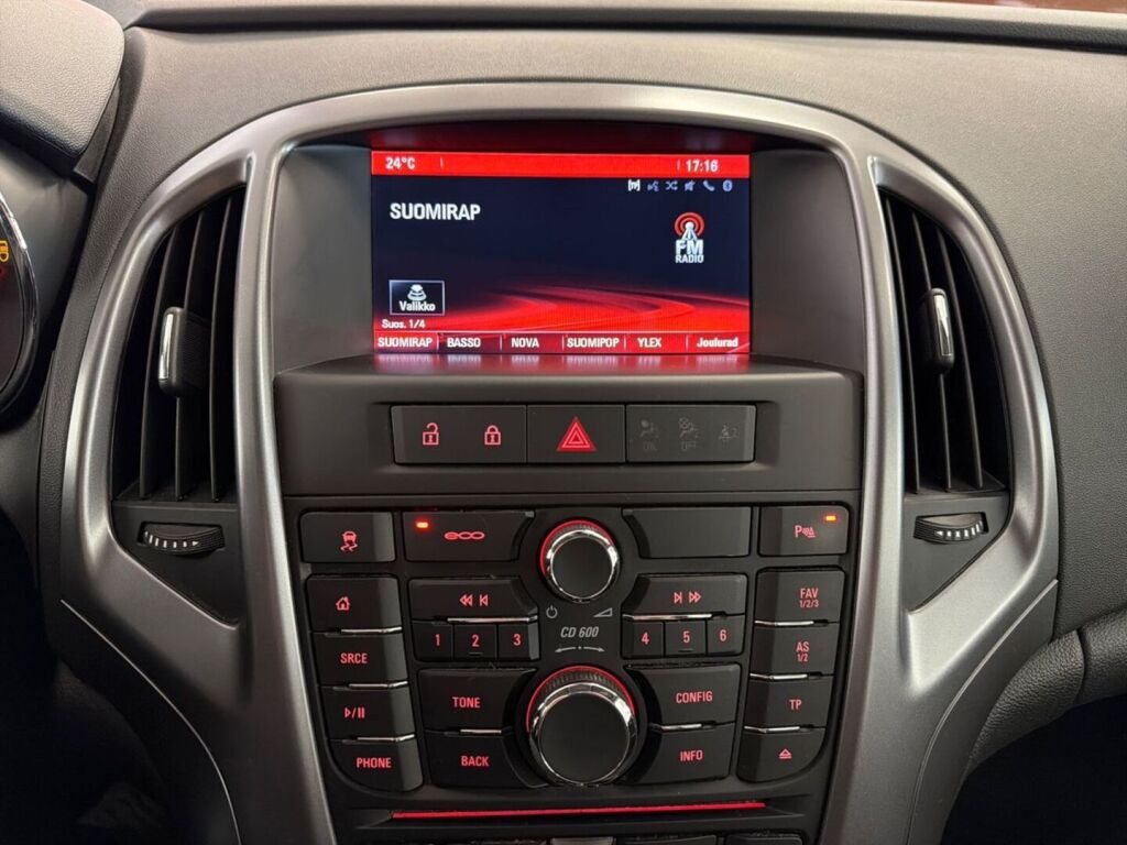 Opel Astra 2015 Valkoinen