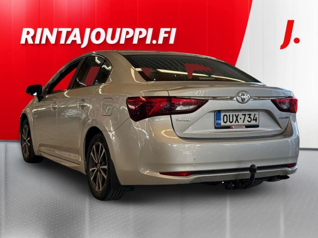 Toyota Avensis 2015 Metallinhohto Hopea