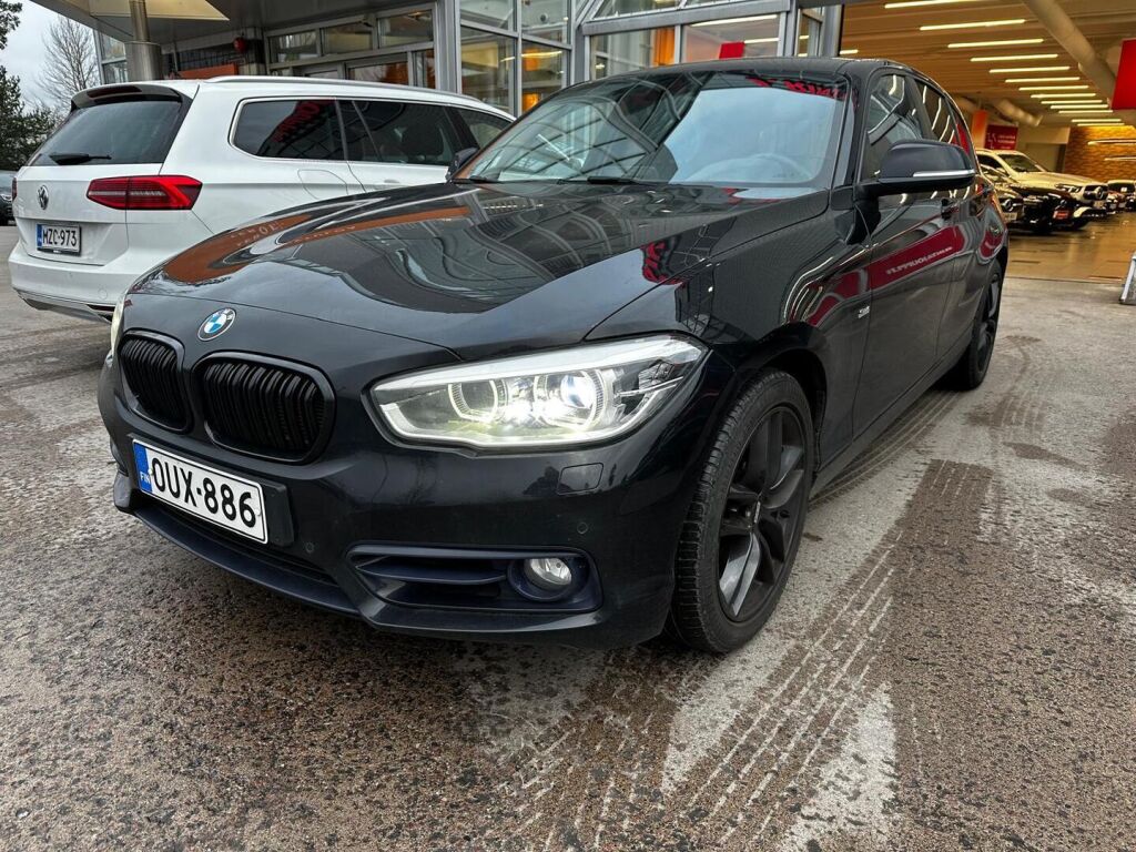 BMW 120 2016 Musta