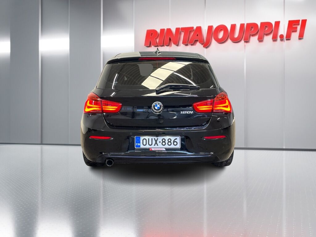 BMW 120 2016 Musta