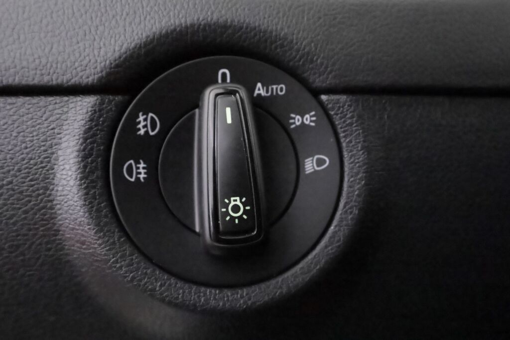 Skoda Octavia 2015 Harmaa