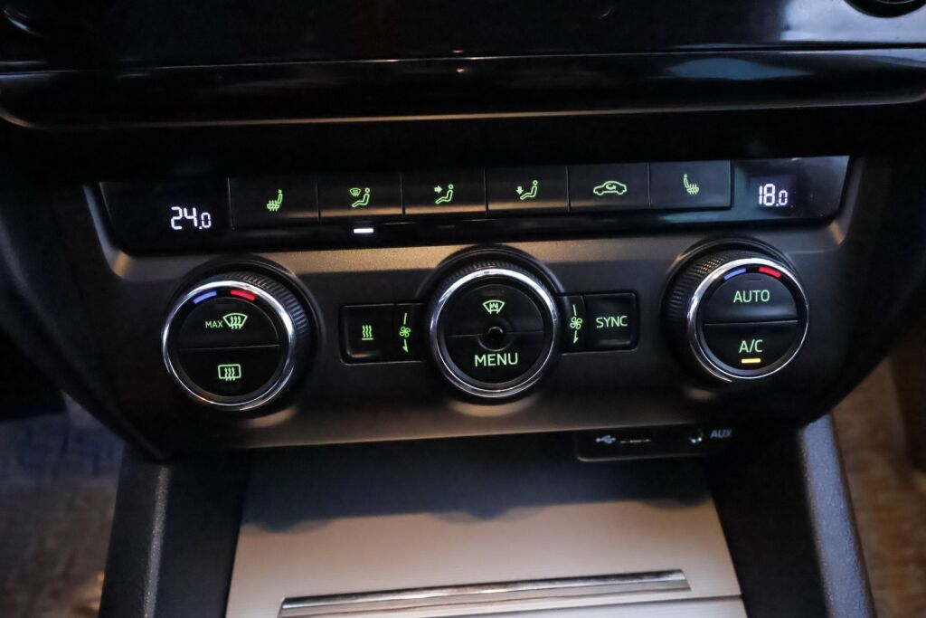 Skoda Octavia 2015 Harmaa