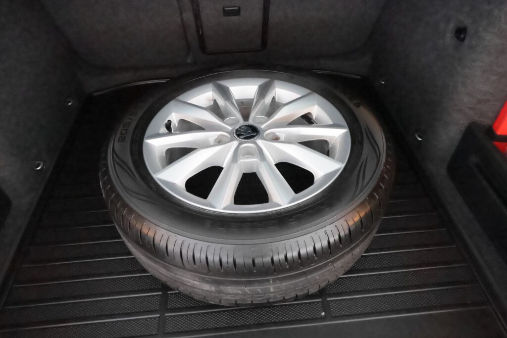 Skoda Octavia 2015 Harmaa