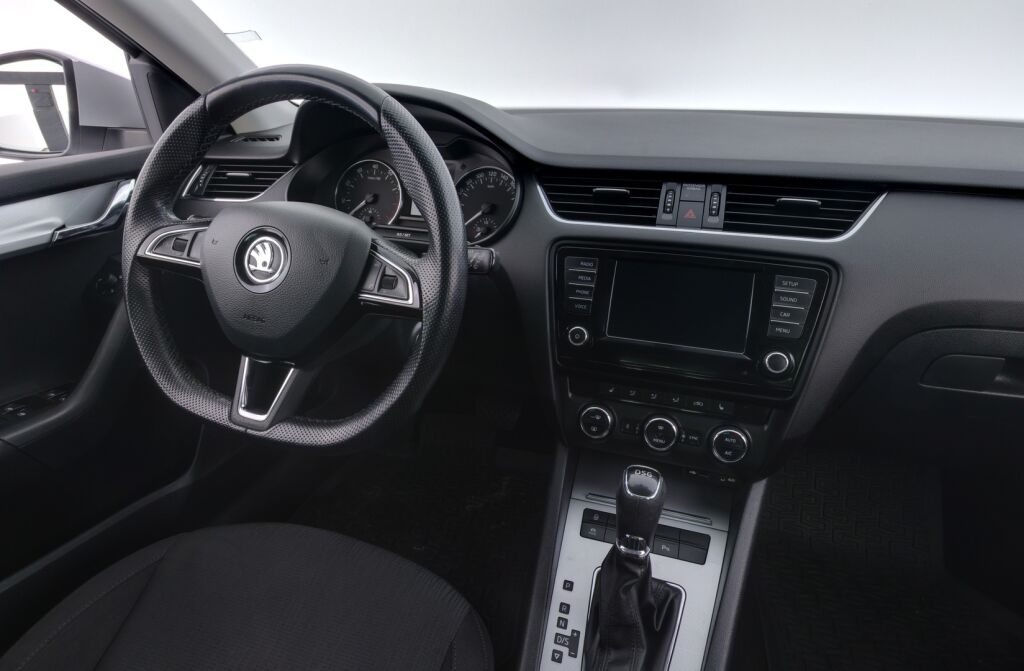 Skoda Octavia 2015 Harmaa