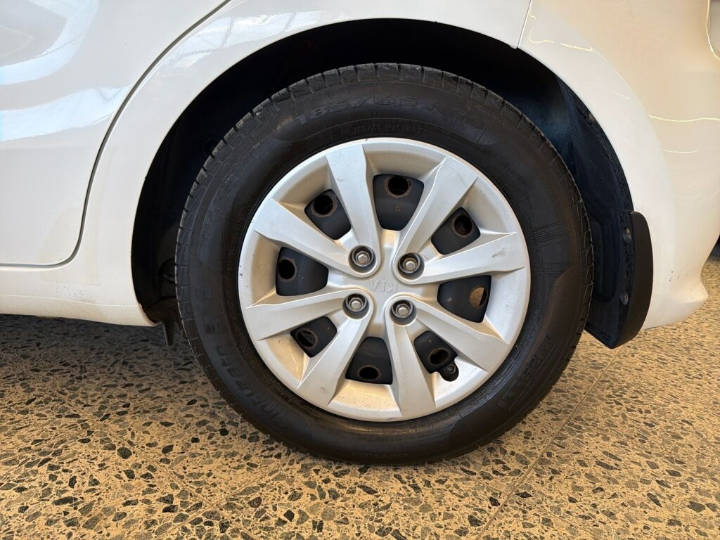 Kia Rio 2016 Valkoinen
