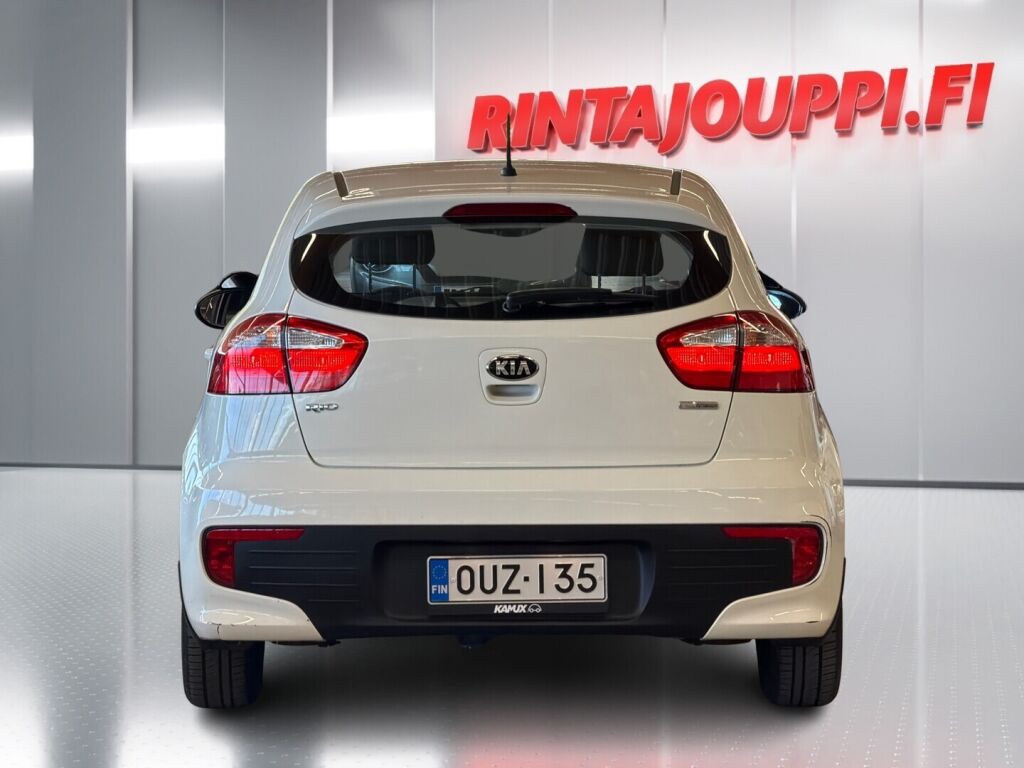Kia Rio 2015 Valkoinen
