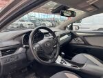 Toyota Avensis 2015 Ruskea (beige)