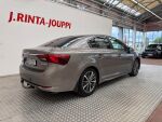 Toyota Avensis 2015 Ruskea (beige)