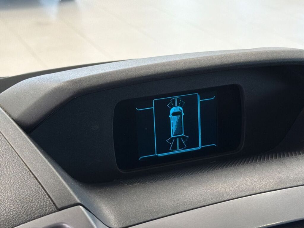 Ford Transit 2015 Valkoinen