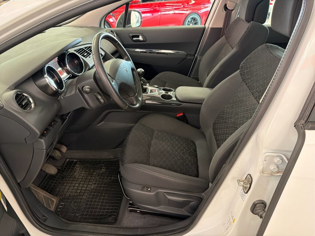 Peugeot 3008 2015 Valkoinen