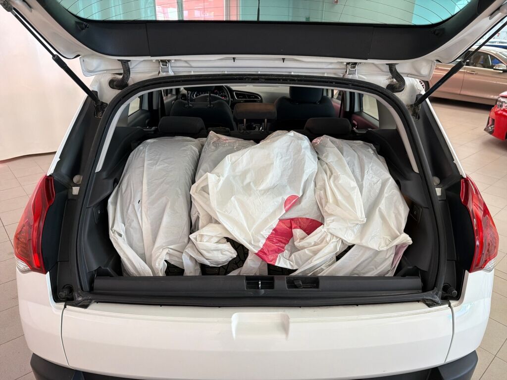 Peugeot 3008 2015 Valkoinen