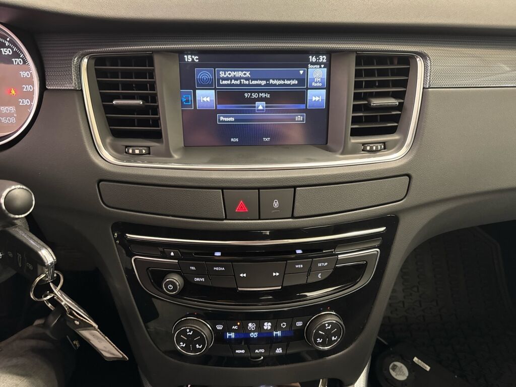 Peugeot 508 2015 Valkoinen