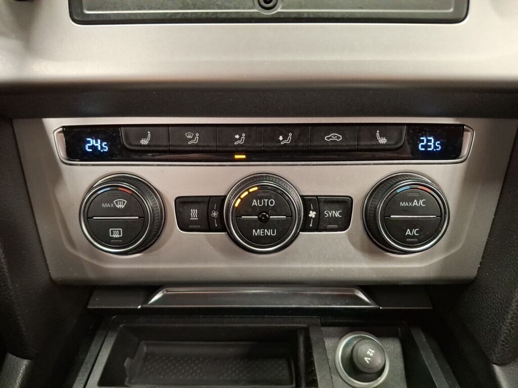 Volkswagen Passat 2016 Harmaa