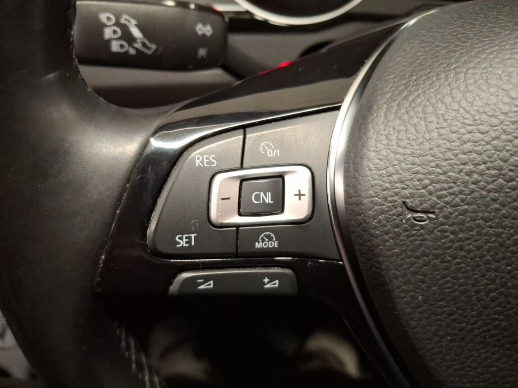 Volkswagen Passat 2016 Harmaa